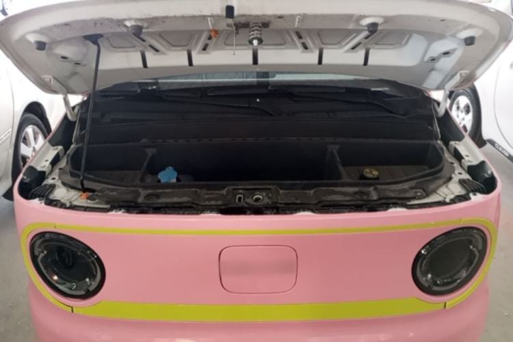 Used Geely Galaxy Panda 2024 Panda Mini 200km Endurance Bear Engine Bay