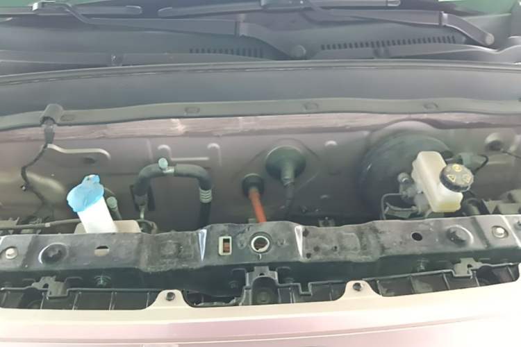 Used Geely Galaxy Panda 2024 Panda Mini 200km Endurance Bear Engine Bay