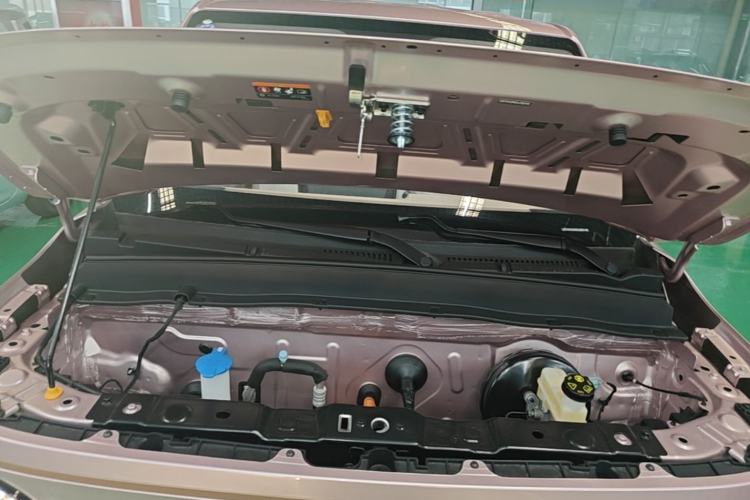 Used Geely Galaxy Panda 2024 Panda Mini 200km Longteng PRO Edition Engine Bay