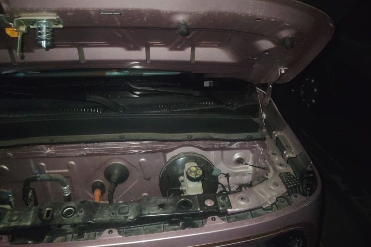 Used Geely Galaxy Panda 2024 Panda Mini 200km Endurance Bear Engine Bay Left