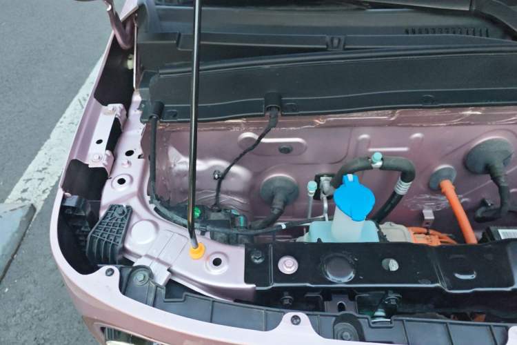 Used Geely Galaxy Panda 2024 Panda Mini 200km Longteng PRO Edition Engine Bay Right