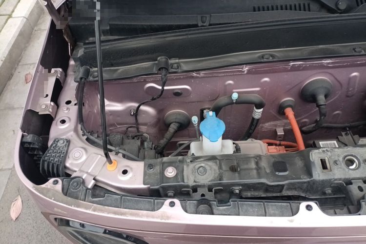 Used Geely Galaxy Panda 2024 Panda Mini 200km Endurance Bear Engine Bay Right