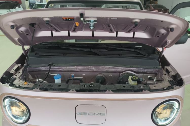 Used Geely Galaxy Panda 2024 Panda Mini 200km Longteng PRO Edition Engine Bay
