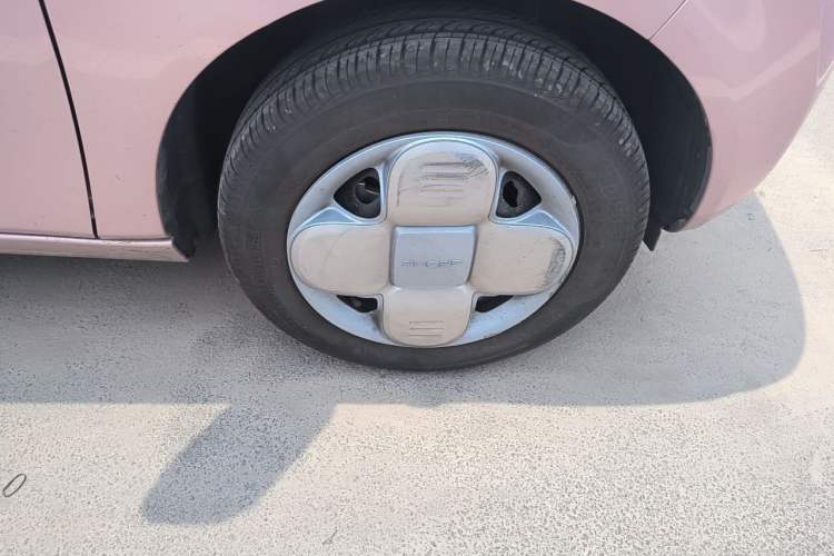 Used Geely Galaxy Panda 2024 Panda Mini 200km Endurance Bear Exterior 1