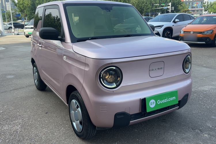 Used Geely Galaxy Panda 2024 Panda Mini 200km Endurance Bear Exterior 1