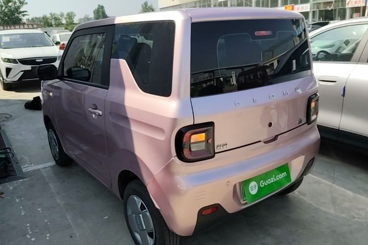 Used Geely Galaxy Panda 2024 Panda Mini 200km Endurance Bear Exterior 2
