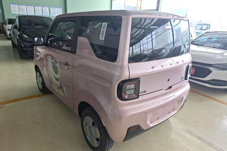 Used Geely Galaxy Panda 2024 Panda Mini 200km Endurance Bear Exterior 2