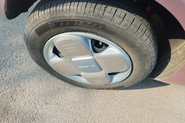 Used Geely Galaxy Panda 2024 Panda Mini 200km Endurance Bear Exterior 5