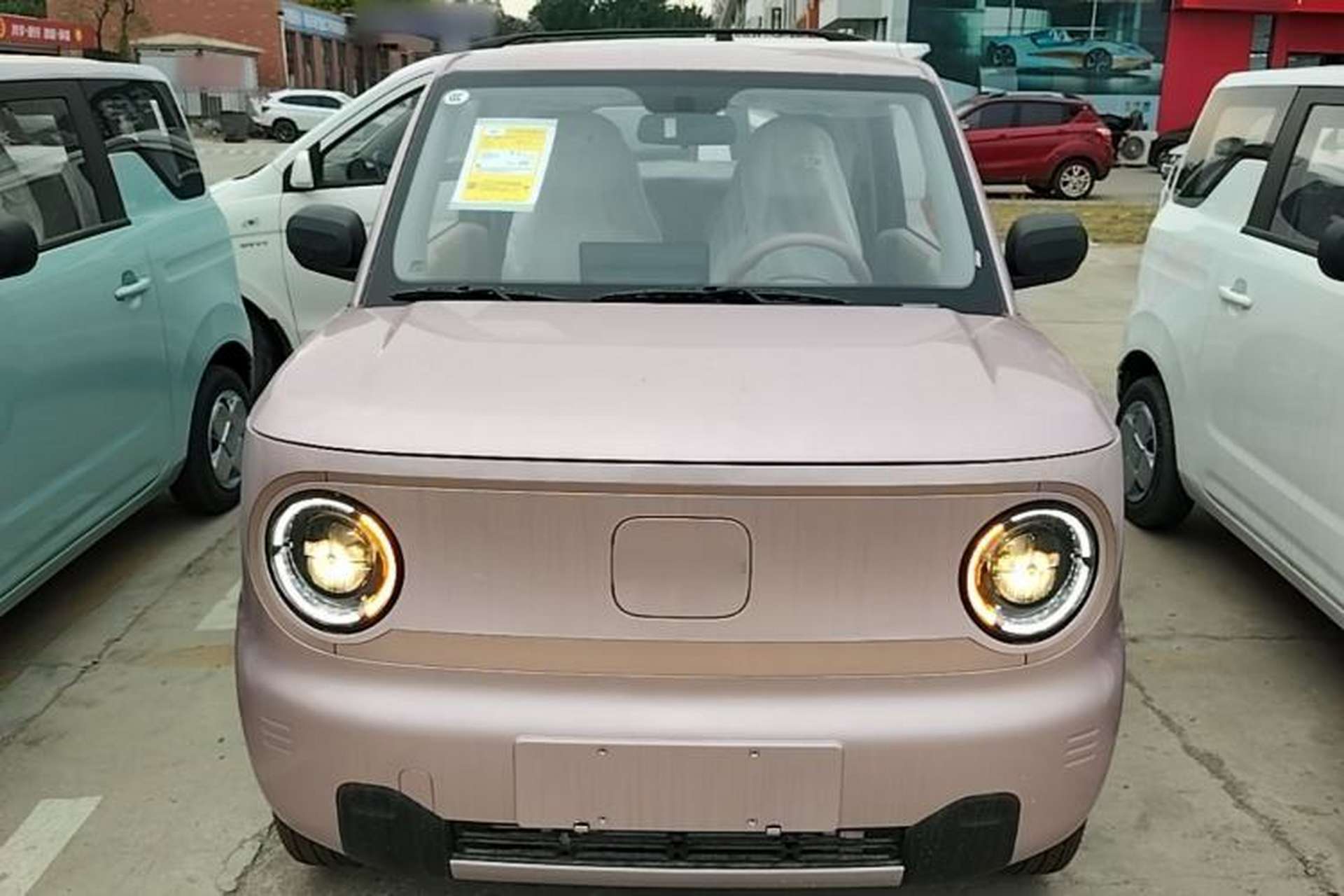 Used Geely Galaxy Panda 2024 Panda Mini 200km Endurance Bear Front