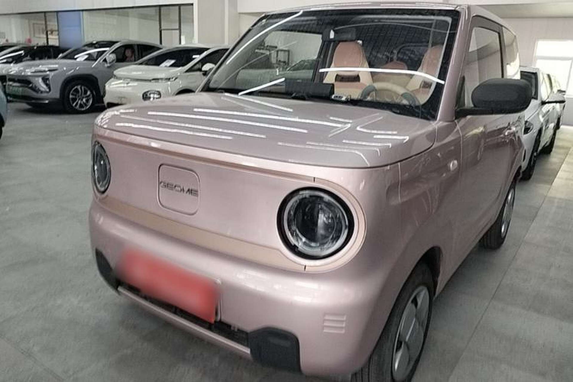 Used Geely Galaxy Panda 2024 Panda Mini 200km Endurance Bear Front Left 45 Deg