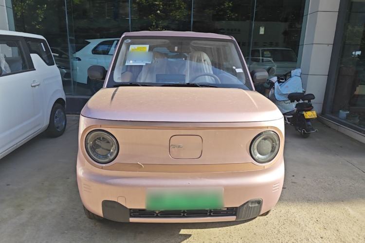Used Geely Galaxy Panda 2024 Panda Mini 200km Endurance Bear Front