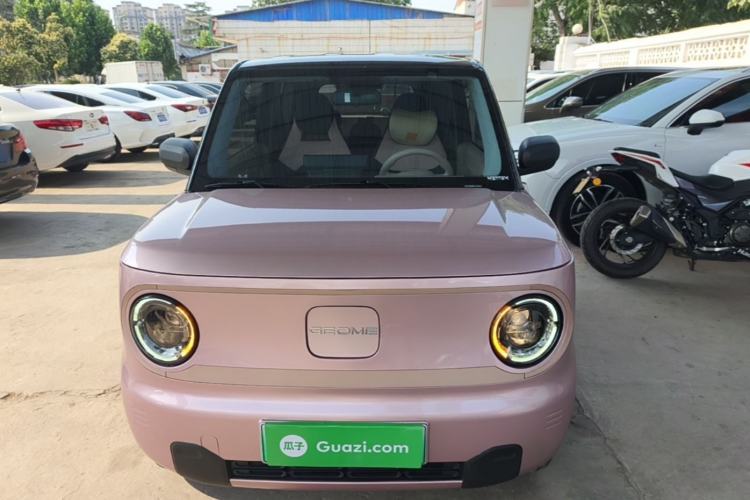 Used Geely Galaxy Panda 2024 Panda Mini 200km Endurance Bear Front