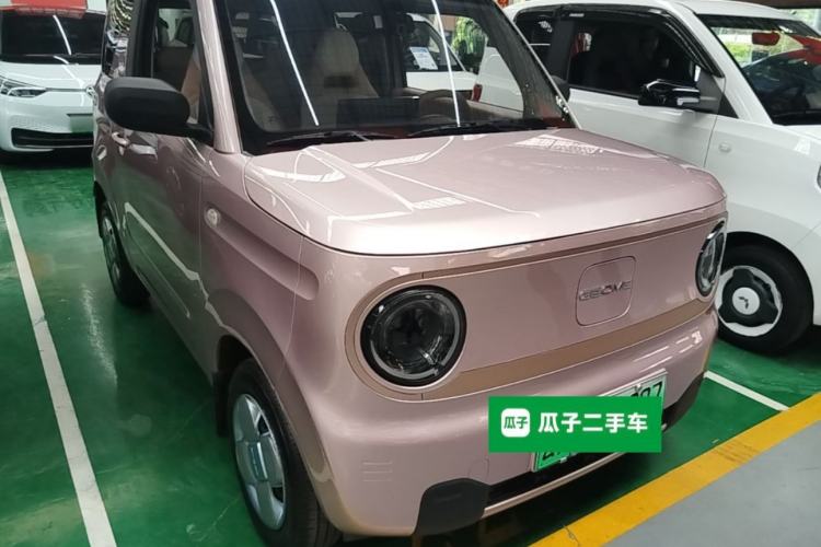 Used Geely Galaxy Panda 2024 Panda Mini 200km Endurance Bear Front Right 45 Deg