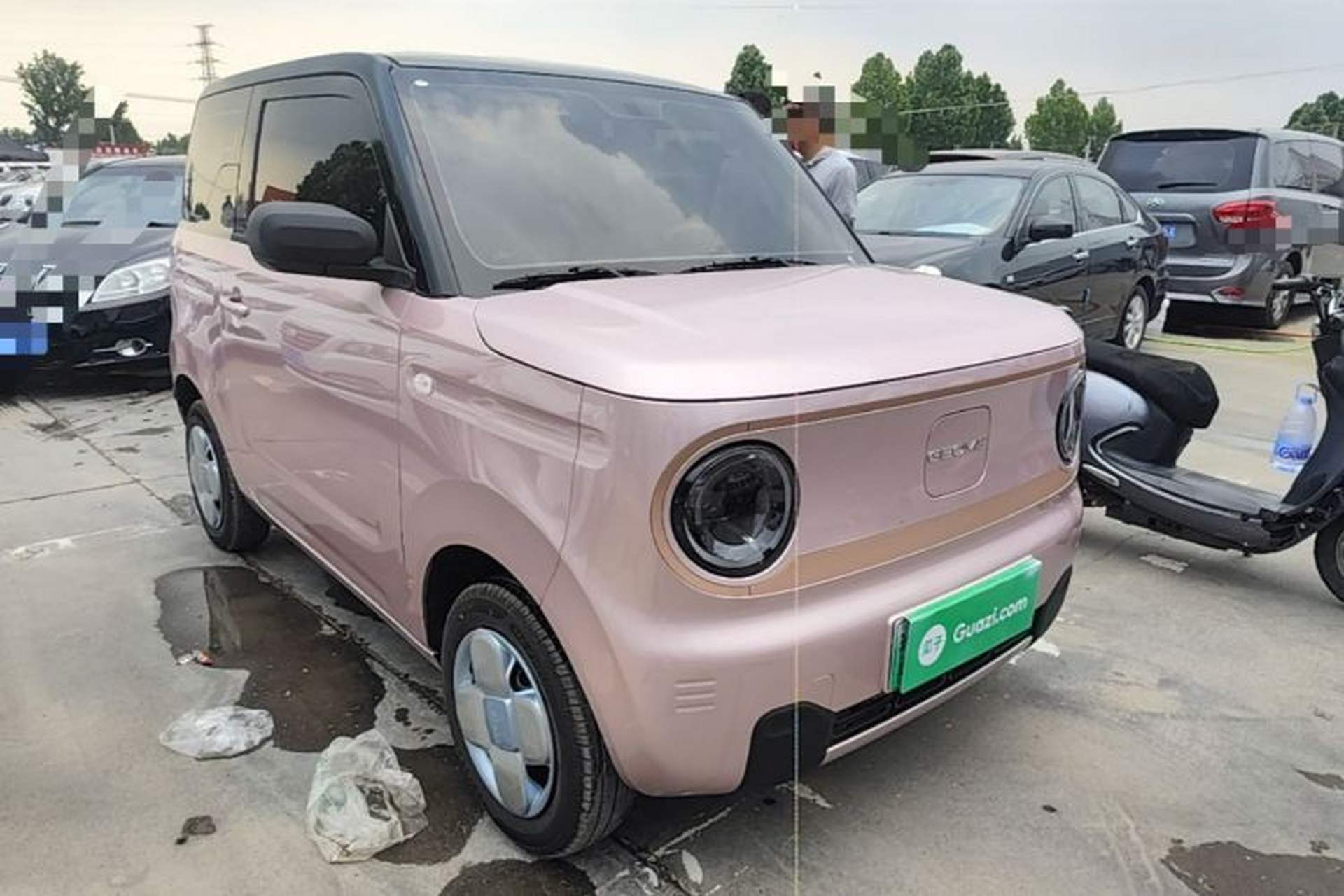Used Geely Galaxy Panda 2024 Panda Mini 200km Endurance Bear Front Right 45 Deg