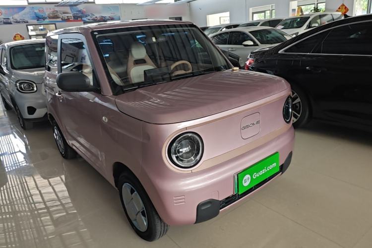 Used Geely Galaxy Panda 2024 Panda Mini 200km Longteng PRO Edition Front Right 45 Deg