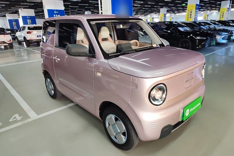 Used Geely Galaxy Panda 2024 Panda Mini 200km Endurance Bear Front Right 45 Deg