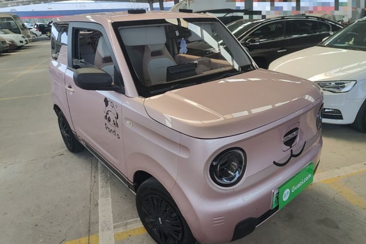 Used Geely Galaxy Panda 2024 Panda Mini 200km Longteng PRO Edition Front Right 45 Deg