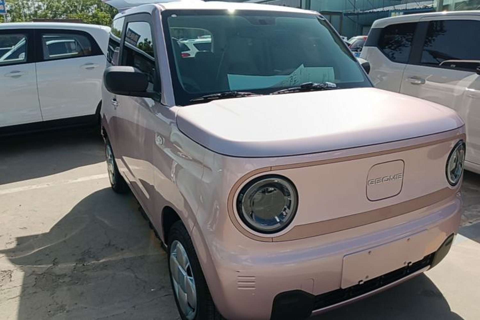 Used Geely Galaxy Panda 2024 Panda Mini 200km Endurance Bear Front Right 45 Deg