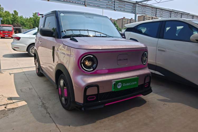 Used Geely Galaxy Panda 2024 200km Panda Kart Front Right 45 Deg
