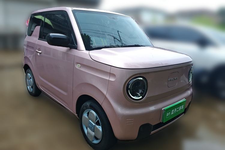 Used Geely Galaxy Panda 2024 Panda Mini 200km Endurance Bear Front Right 45 Deg