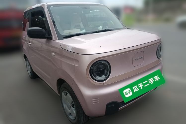 Used Geely Galaxy Panda 2024 Panda Mini 200km Endurance Bear Front Right 45 Deg