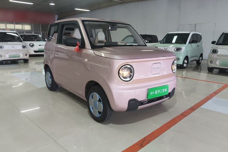 Used Geely Galaxy Panda 2024 Panda Mini 200km Longteng PRO Edition Front Right 45 Deg