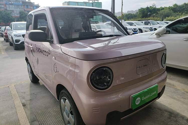Used Geely Galaxy Panda 2024 Panda Mini 200km Longteng PRO Edition Front Right 45 Deg