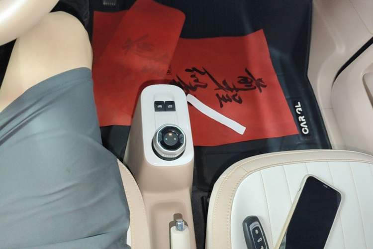 Used Geely Galaxy Panda 2024 Panda Mini 200km Longteng PRO Edition Gear Lever