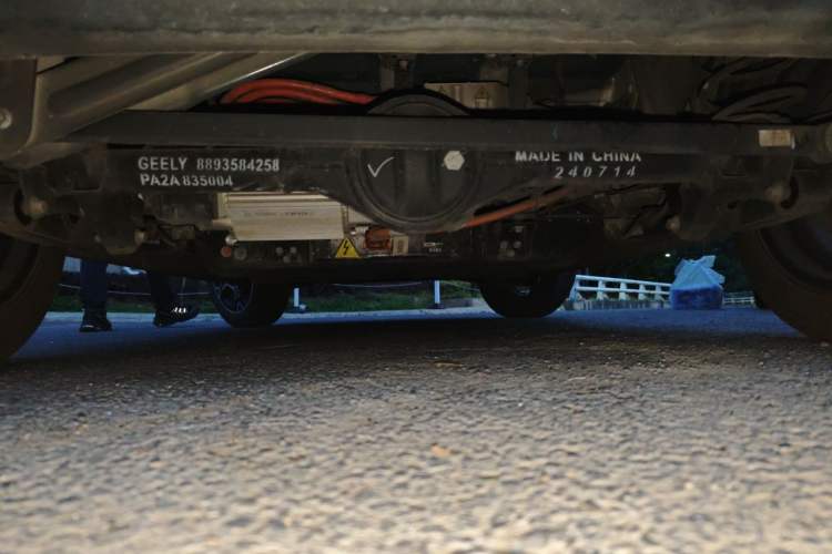 Used Geely Galaxy Panda 2024 200km Panda Rider Chassis Rear