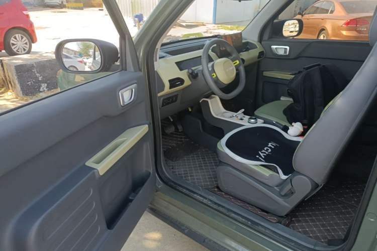 Used Geely Galaxy Panda 2024 200km Panda Rider Driver Seat