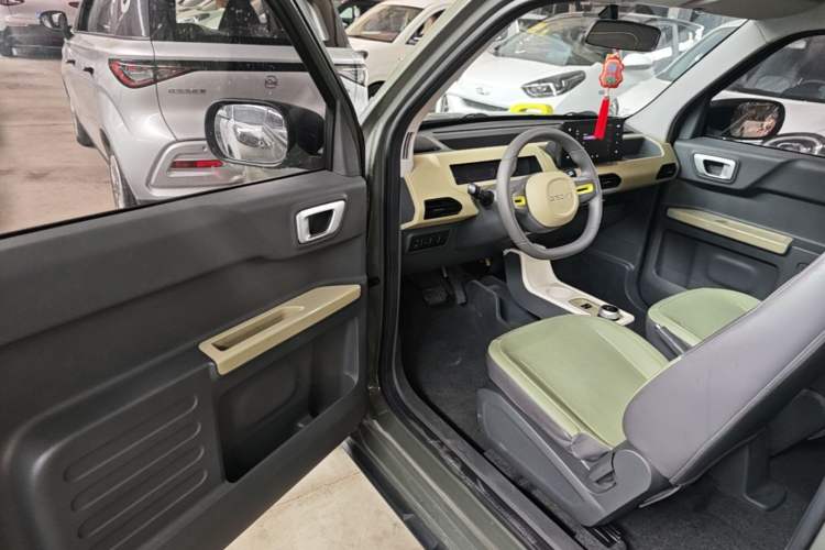 Used Geely Galaxy Panda 2024 200km Panda Rider Driver Seat