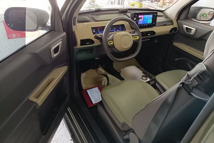Used Geely Galaxy Panda 2024 200km Panda Rider Driver Seat