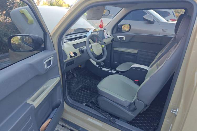 Used Geely Galaxy Panda 2024 200km Panda Rider Driver Seat