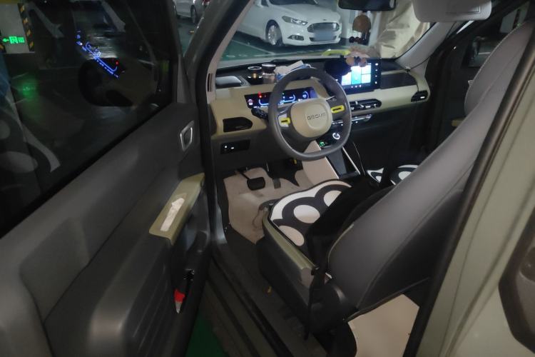 Used Geely Galaxy Panda 2024 200km Panda Rider Driver Seat