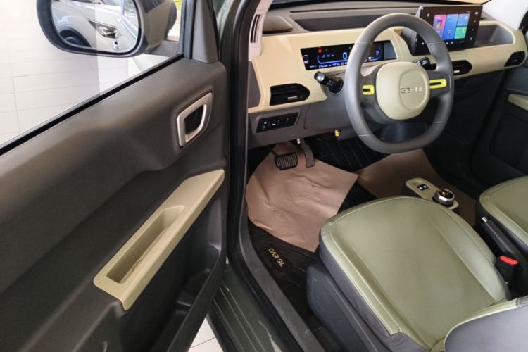 Used Geely Galaxy Panda 2024 200km Panda Rider Driver Seat