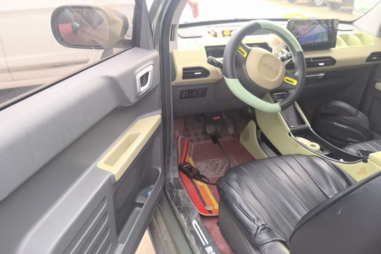 Used Geely Galaxy Panda 2024 200km Panda Rider Driver Seat