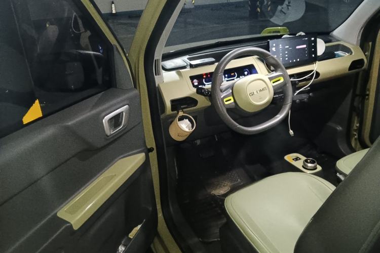 Used Geely Galaxy Panda 2024 200km Panda Rider Driver Seat