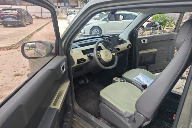 Used Geely Galaxy Panda 2024 200km Panda Rider Driver Seat