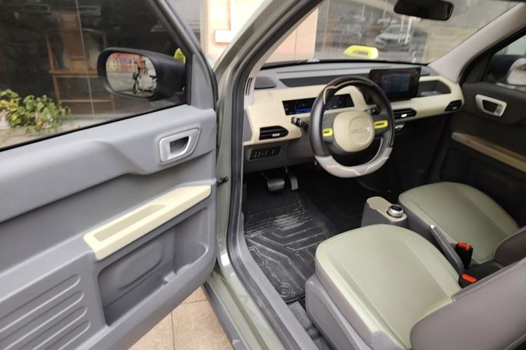 Used Geely Galaxy Panda 2024 200km Panda Rider Driver Seat