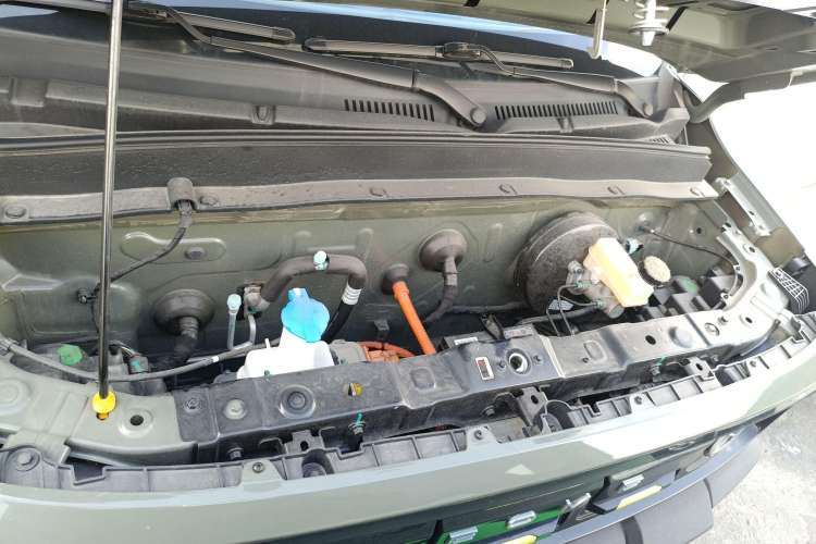 Used Geely Galaxy Panda 2024 200km Panda Rider Engine Bay