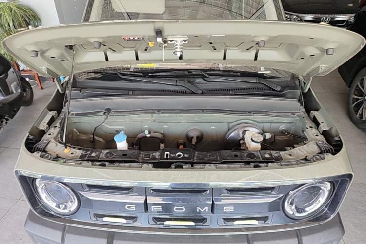 Used Geely Galaxy Panda 2024 200km Panda Rider Engine Bay