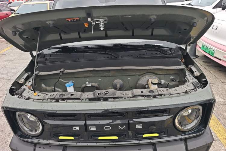 Used Geely Galaxy Panda 2024 200km Panda Rider Engine Bay