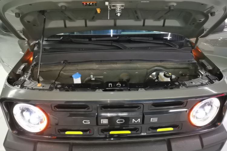 Used Geely Galaxy Panda 2024 200km Panda Rider Engine Bay