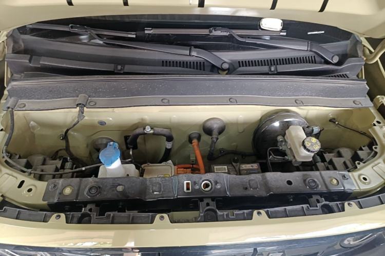 Used Geely Galaxy Panda 2024 200km Panda Rider Engine Bay