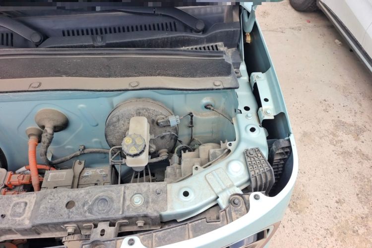 Used Geely Galaxy Panda 2024 Panda Mini 200km Endurance Bear Engine Bay Left