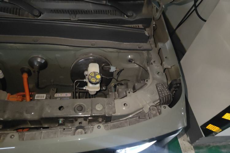 Used Geely Galaxy Panda 2024 200km Panda Rider Engine Bay Left