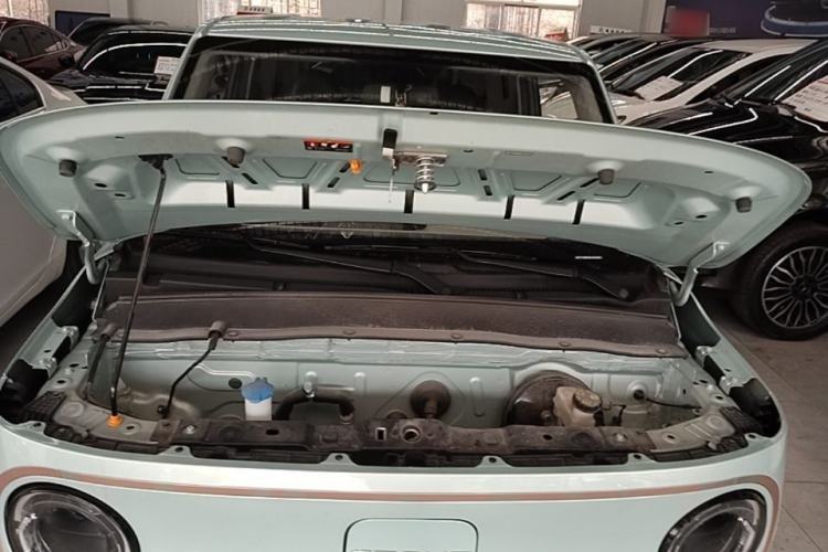 Used Geely Galaxy Panda 2024 Panda Mini 200km Endurance Bear Engine Bay