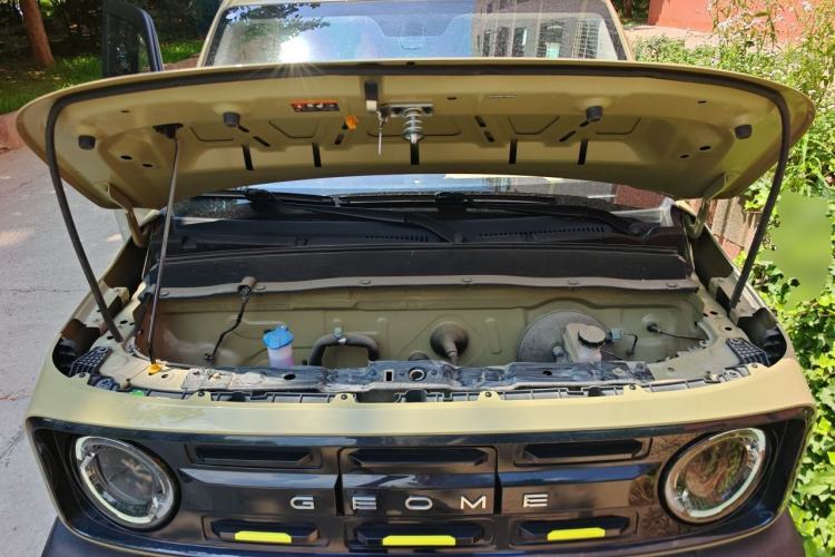 Used Geely Galaxy Panda 2024 200km Panda Rider Engine Bay