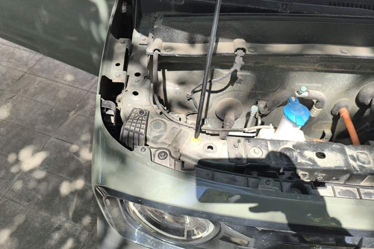 Used Geely Galaxy Panda 2024 200km Panda Rider Engine Bay Right