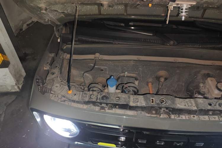 Used Geely Galaxy Panda 2024 200km Panda Rider Engine Bay Right